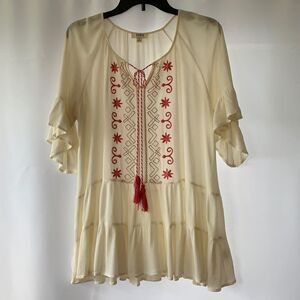 Umgee Medium BoHo cream top with embroidery detail